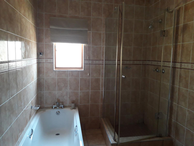 Bathroom 6