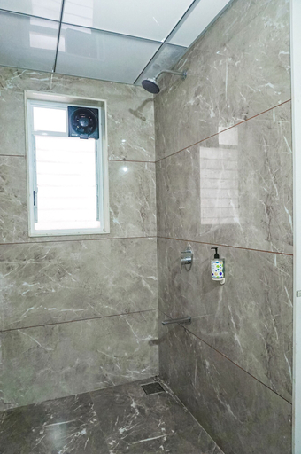 Bathroom 4, Fabhotel Prime Athiti Delight Stay, Pune