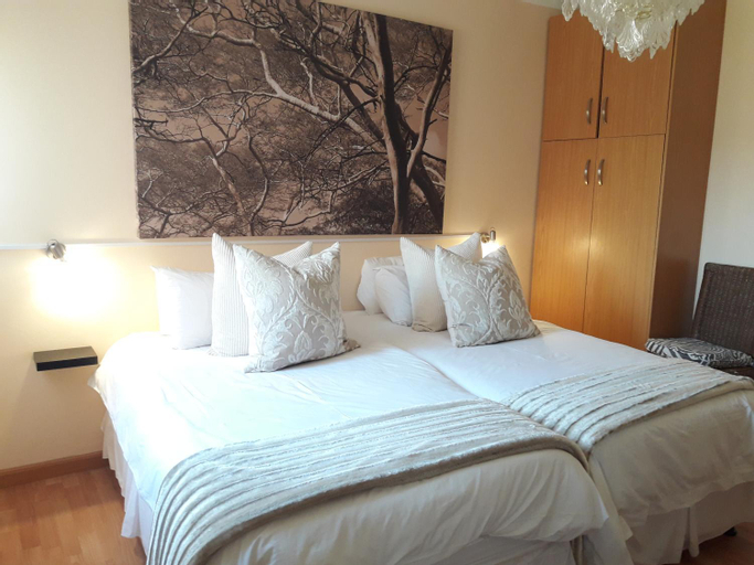 Bedroom 2, Thokazi Royal Lodge, Zululand