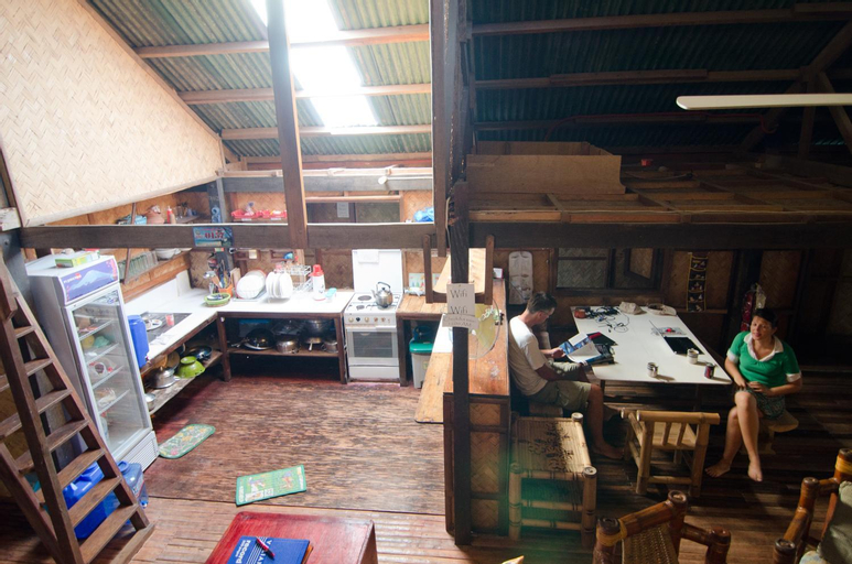 Food & Drinks 3, Coron Backpacker Guesthouse, Coron