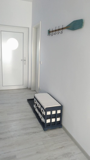 Bedroom 2, Ferienwohnungen direkt am See, Saalekreis