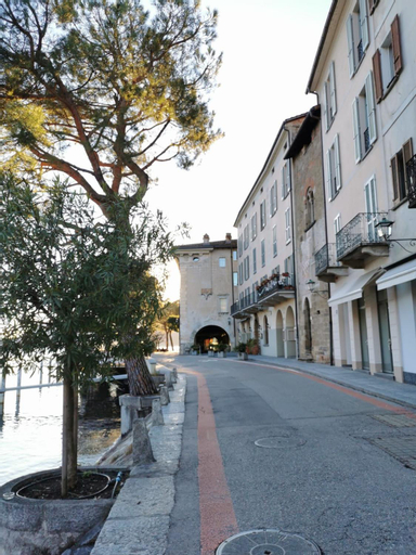 Ca' Sistina Yellow, Lugano