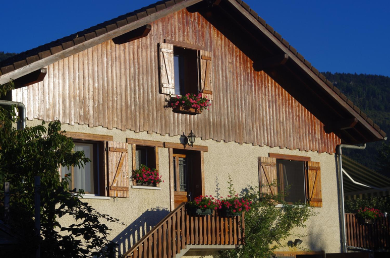 Others 3, Chambre dans Maison Campagnarde, Haute-Savoie
