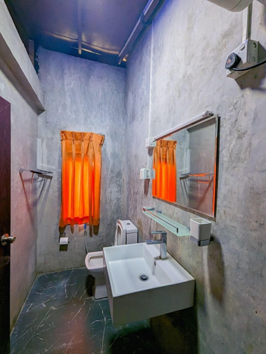 Bathroom 4, Ella Deck Resort, Ella