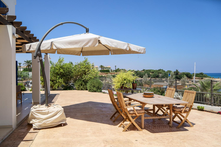 Food & Drinks 4, Phaedrus Living: Seaside Luxury Villa Anafi