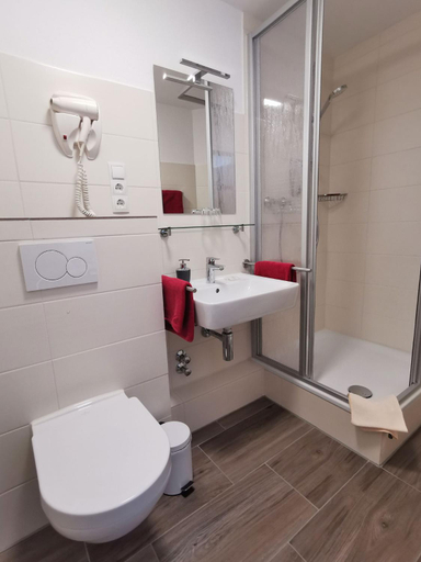 Bathroom 5, Hotel Garni Eckschanke, Ahrweiler