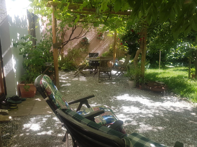 Others 4, Gastezimmer Nahe Wesslinger See, Starnberg