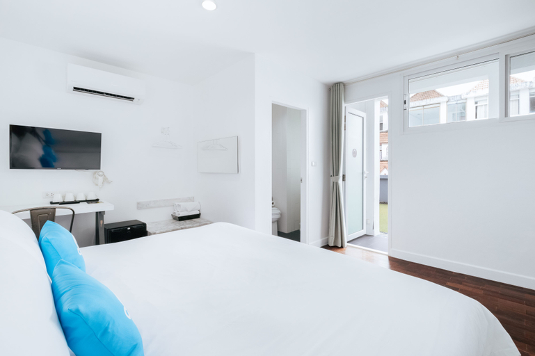 Bedroom 9