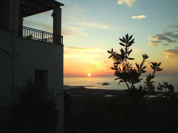 Others 3, Roubini Apartments, Crete