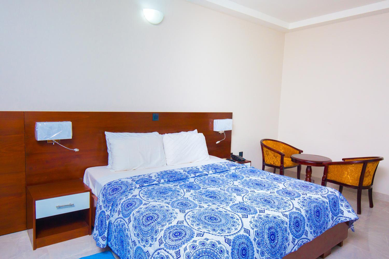 Bedroom 2, Monarch Hotel, Accra