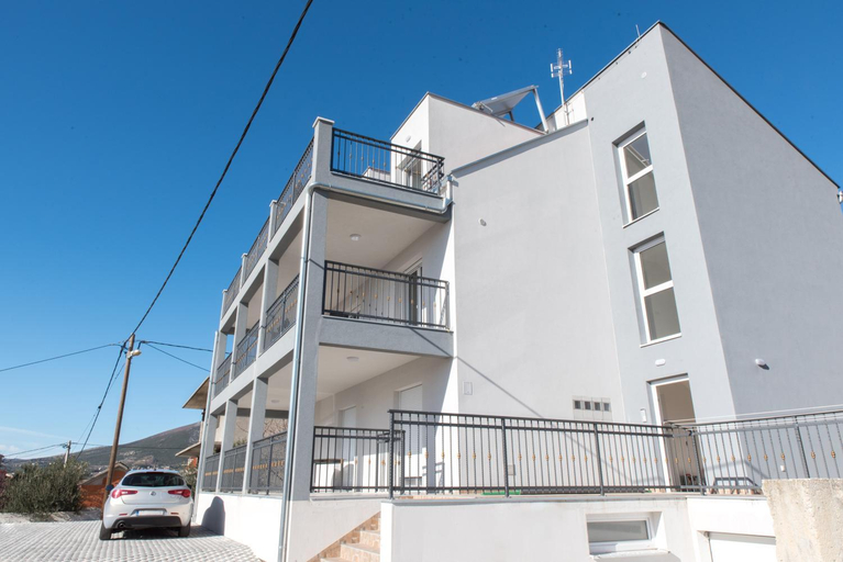 Others 5, Apartments Zilic, Kaštela