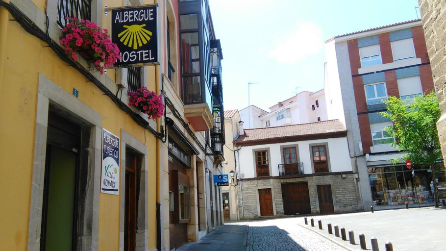 Others 5, Albergue Valle del Nonaya, Asturias