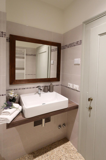 Bathroom 3, Ca' del Pittor Apartments, Venezia