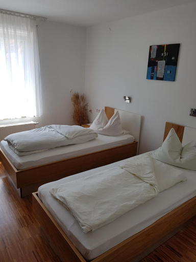 Bedroom 2, Hotel Restaurant Hirsch, Alb-Donau-Kreis