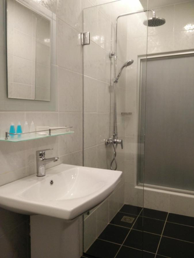 Bathroom 4, Kidurong Inn, Bintulu