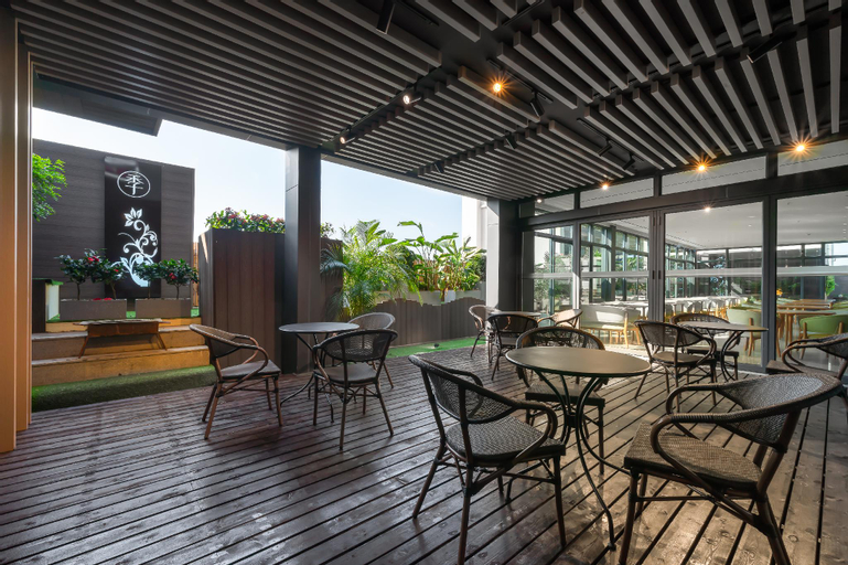 Food & Drinks 5, Ji Hotel Foshan Pingzhou Jade Street, Foshan
