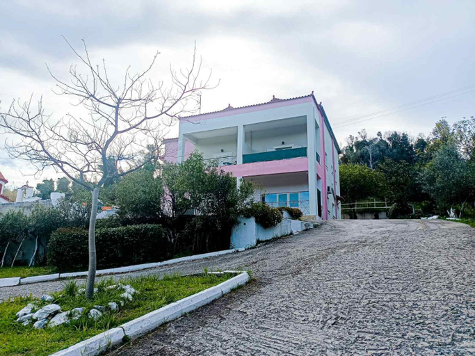 Others 4, Kimi apartments, Central Greece