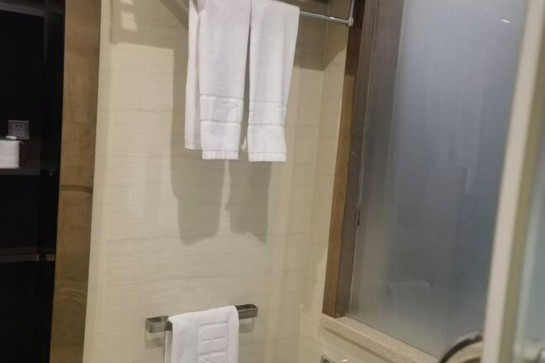 Bathroom 2, Hua'erzi Hotel, Shaoxing