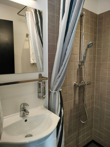 Bathroom 4, Dancenter Hotel Jomfru Ane, Aalborg
