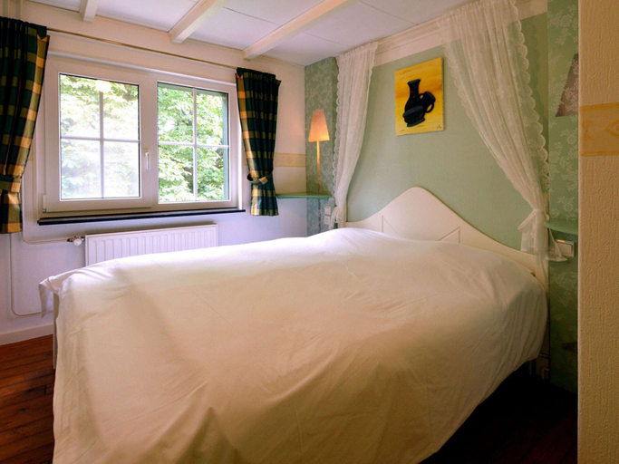 Bedroom 2, Holiday Home in La Roche en Ardennes, Luxembourg