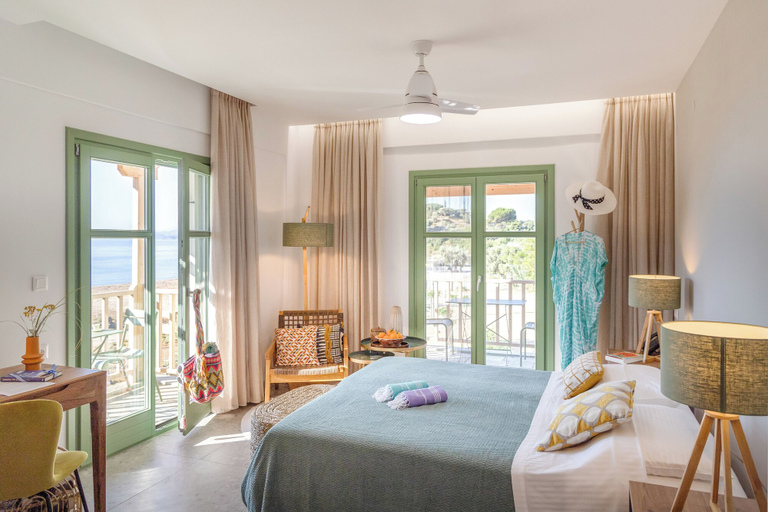 Bedroom 4, Pelikastri, Thessaly