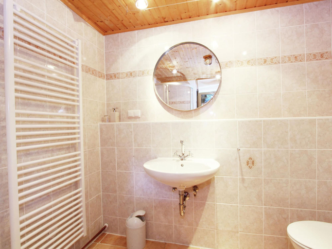 Bathroom 3, Cozy Chalet in Niederndorf bei Kufstein near Ski Area, Kufstein