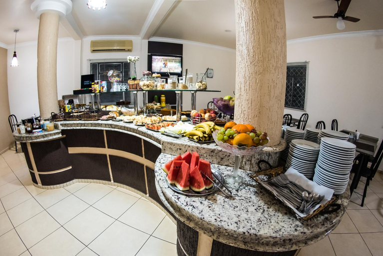 Food & Drinks, Hotel Tito's, Capanema