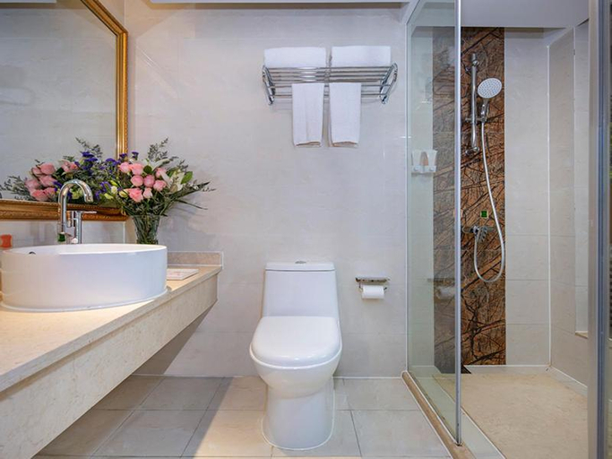 Bathroom 4, Vienna Classic Hotel Hubei Anlu Jiefang Avenue, Suizhou Shi