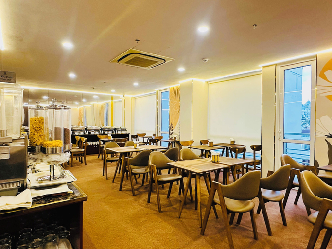 Food & Drinks 4, Huong Sen Annex Hotel, District 1