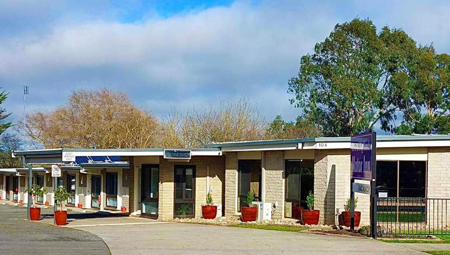 Others 3, Central Highlands Motor Inn, Macedon Ranges - Kyneton