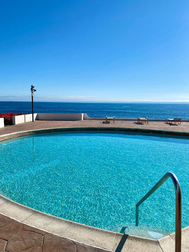 Sport & Beauty 2, BEACHFRONT CONDO w POOLS STEPS TO BEACH & MINS TO DT, Tijuana