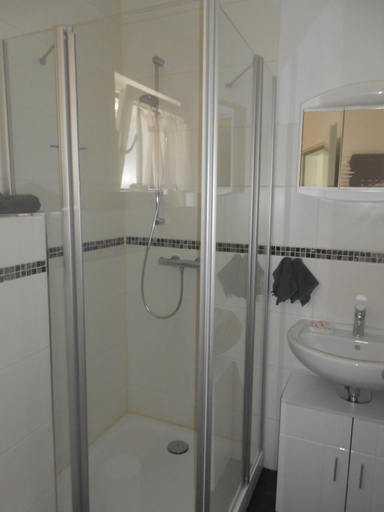 Bathroom 3, KAJUTE, Wesermarsch