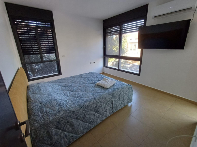 Bedroom 5, HaSharon Serene Villa by Sea N' Rent
