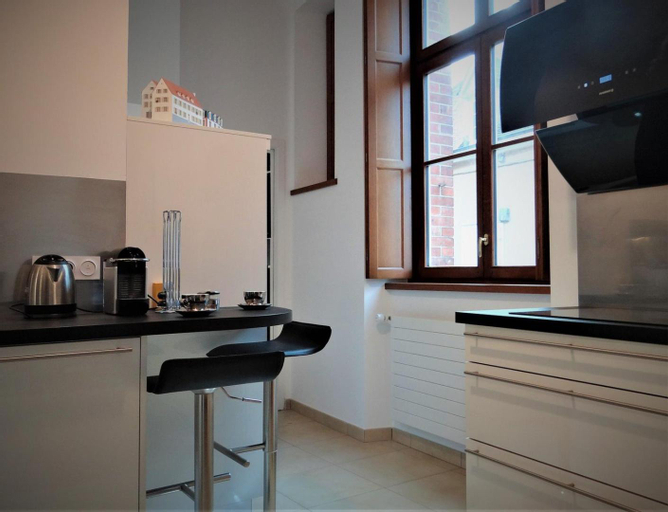 Dining Room 12