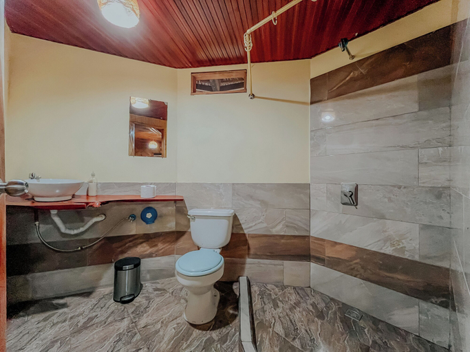 Bathroom, Piranha EcoLodge, Cuyabeno