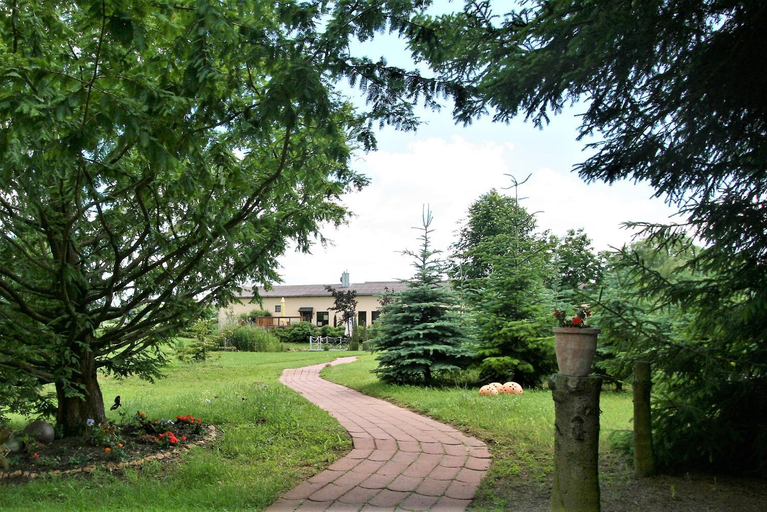 Others 3, Landhaus Hof-Schlenstedt, Marburg-Biedenkopf