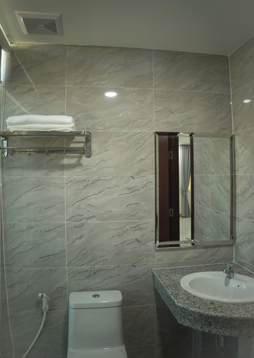 Bathroom 4, Try Residence The Elysée Koh Pich, Phnom Penh