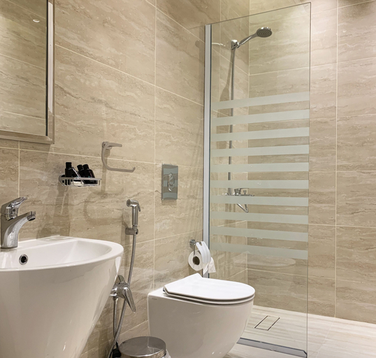 Bathroom 3, Kease Mughrizat C-1 Royal touch GZ57, Riyadh