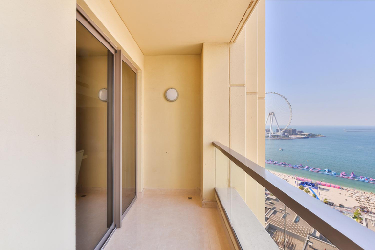 Others 5, Deluxe Retreat JBR ~ Million Dollar View ~ Balcony, Dubai