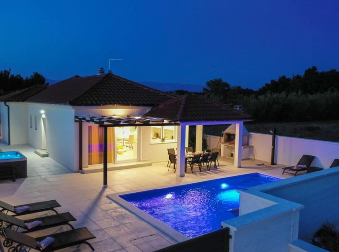 Pool 5, Villa Sabun Luxury Villa With Poo, Jacuzzi, Privlaka