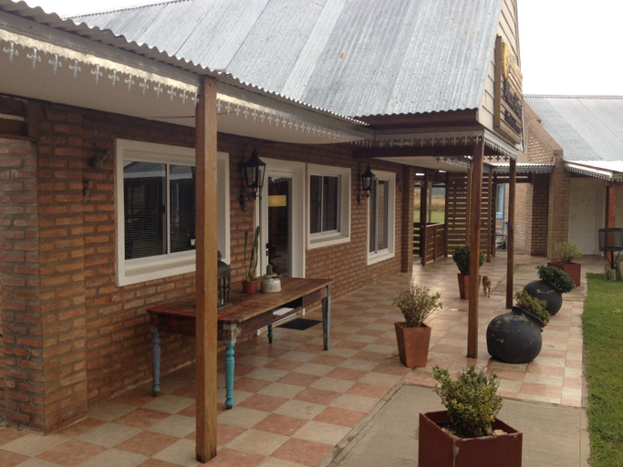 Public Area, Altos de Adonai, Catriló