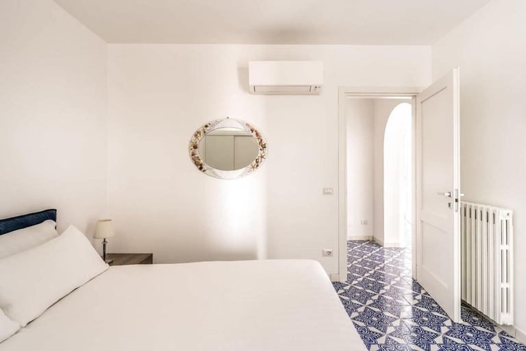 Bedroom 2, Casa Nenni in Priora, Napoli