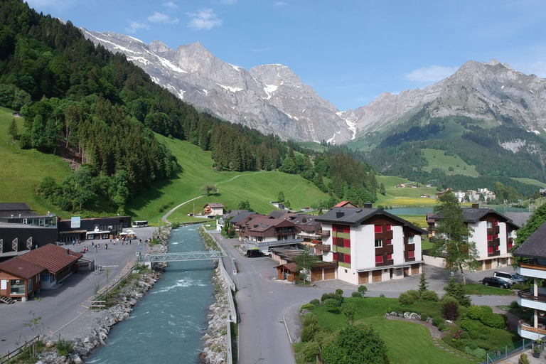 Surrounding environment, Apartment next to Titlis Station, Obwalden
