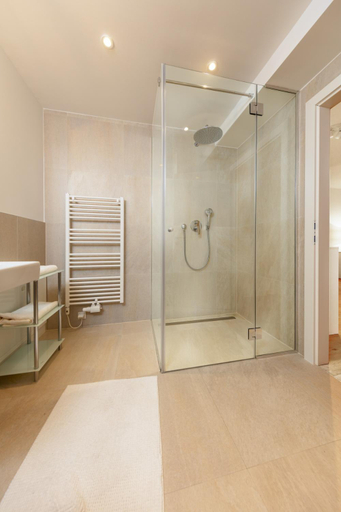 Bathroom 3, Vienna City Apartments Castelligasse, Wien