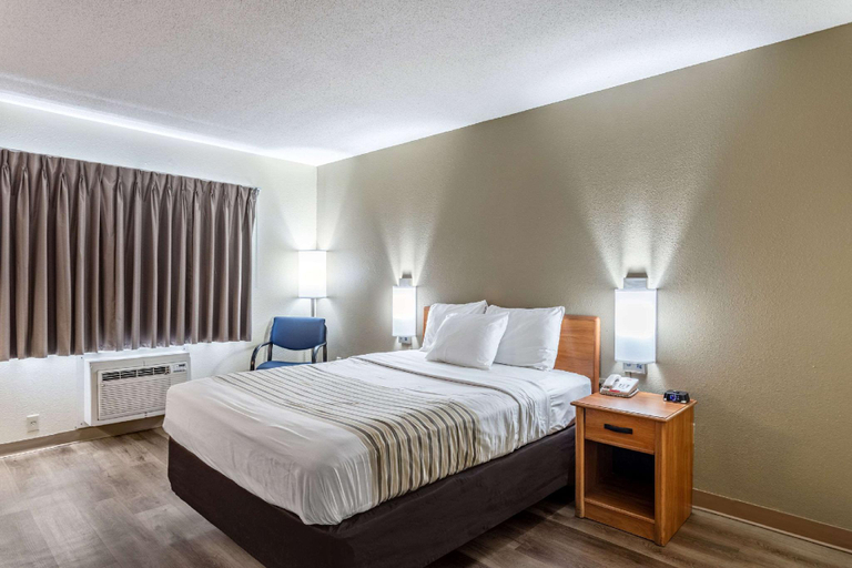 Bedroom 9
