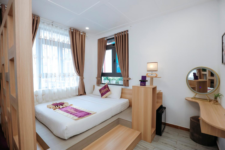 Bedroom 8