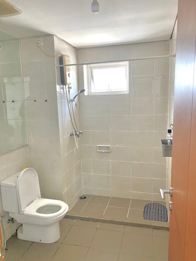 Bathroom 5, Apartemen Sea View Condominium Green Bay Pluit, North Jakarta