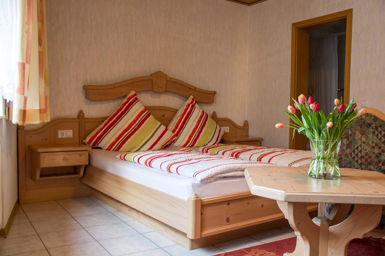 Bedroom 4, Hotel Garni Eckschanke, Ahrweiler