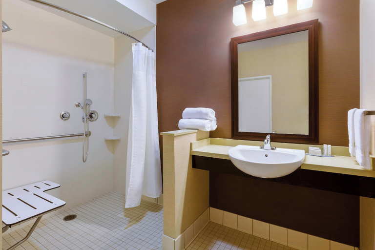 Bathroom 5, Fairfield Inn & Suites Riverside Corona/Norco, Riverside