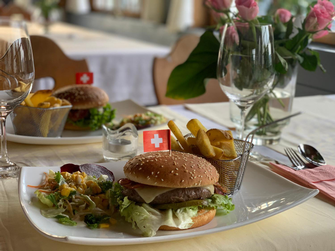 Food & Drinks 4, Swiss Hotel Krummen Eich Pratteln Free Parking, Liestal